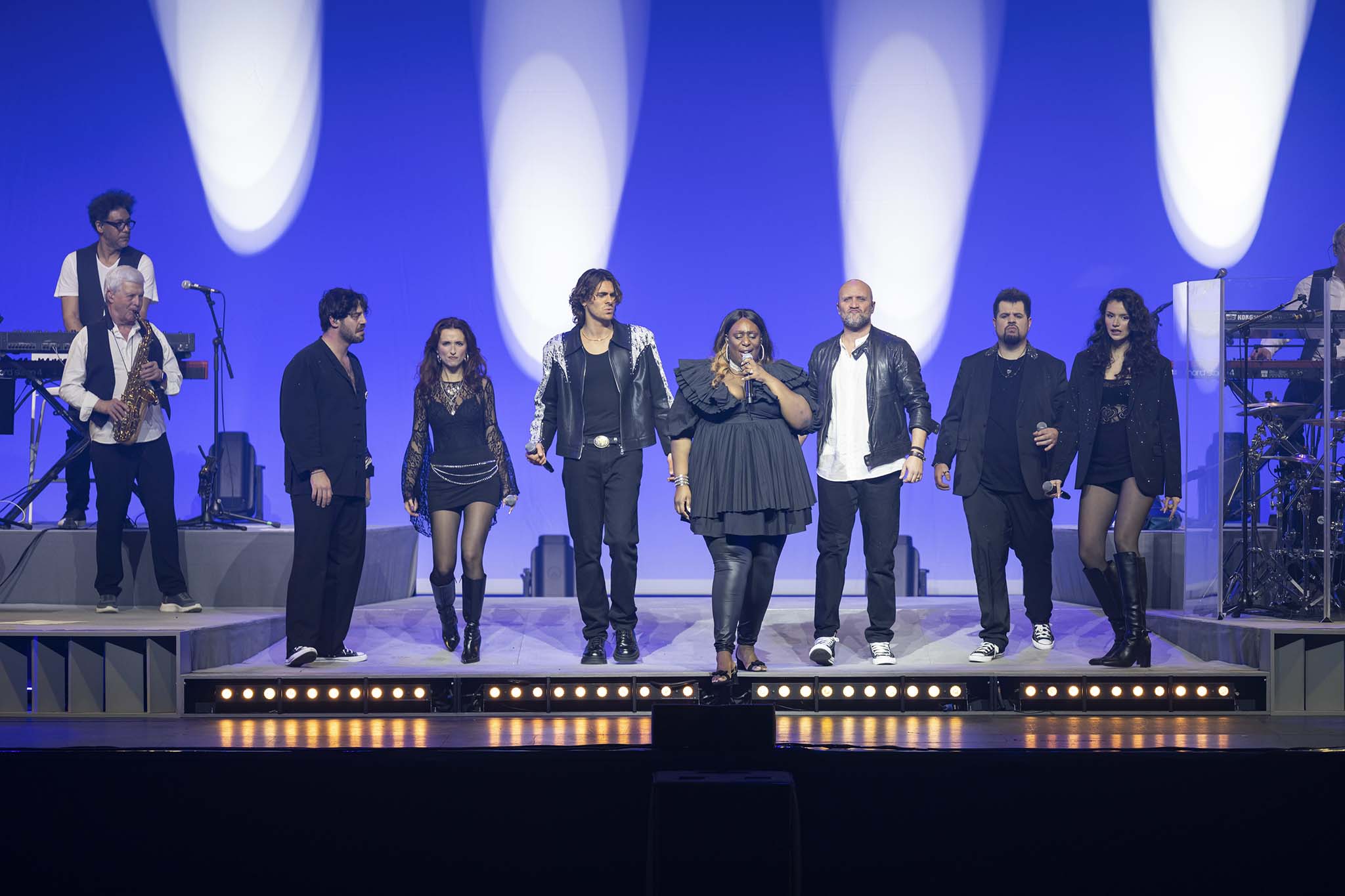 Concert Balavoine Ma Bataille - Groupe de chanteurs